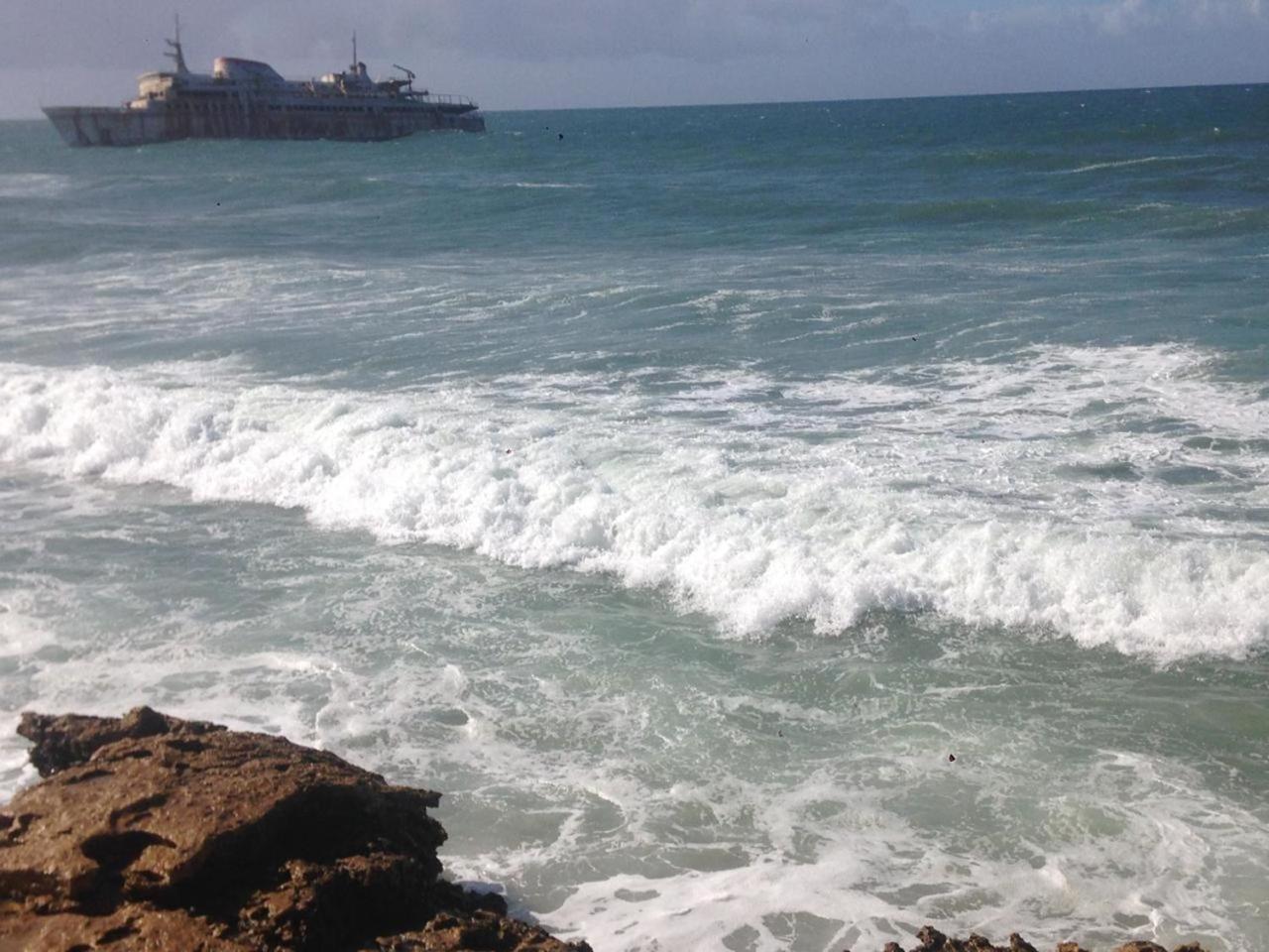 Hotel El Ghazi Tarfaya ภายนอก รูปภาพ
