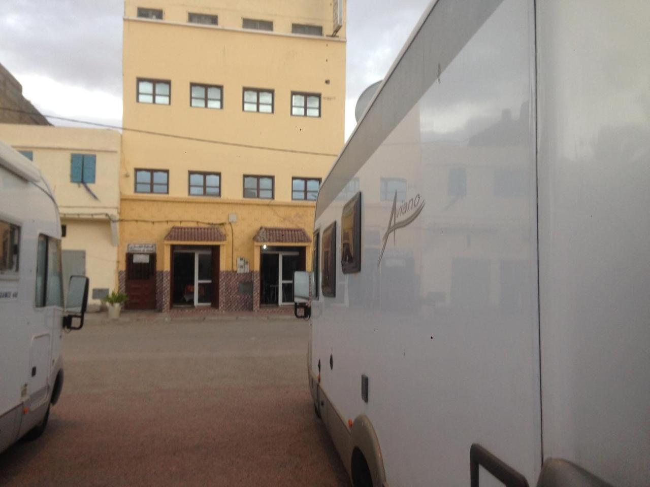 Hotel El Ghazi Tarfaya ภายนอก รูปภาพ